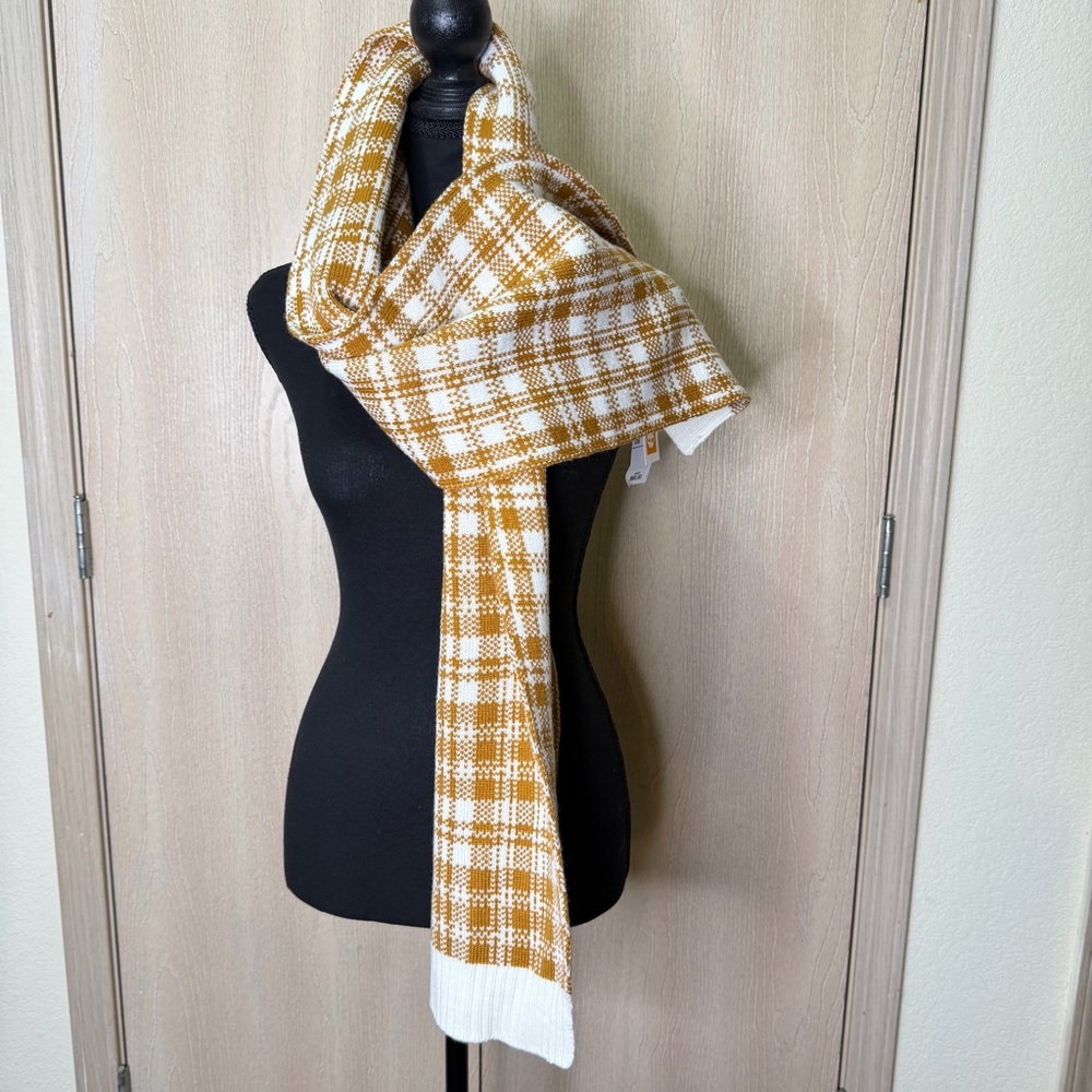 Timberland Unisex Plaid Tan and White Scarf NWT